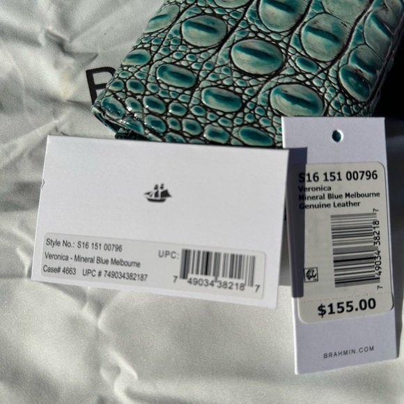 Brahmin Veronica Wallet - Picture 10 of 10